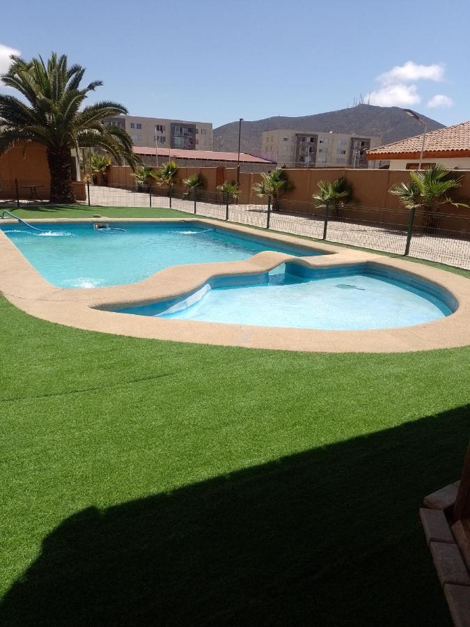 Con Piscina Donde Thomas